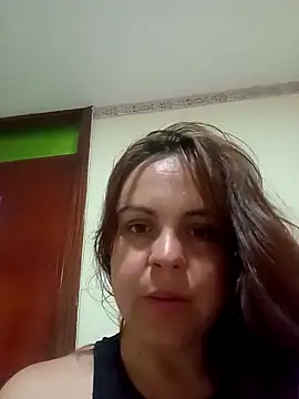 Snapshot of CARITOMIO chatting on 12.01.25 CARITOMIO online show from 12.01.25