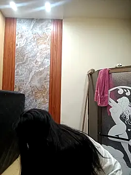 Snapshot of SaraBust chatting on 10.18.25 SaraBust online show from 10.18.25