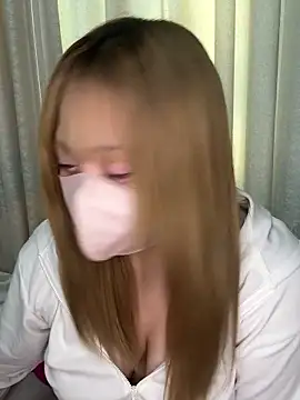 Chua-chan online show from 10.30.25