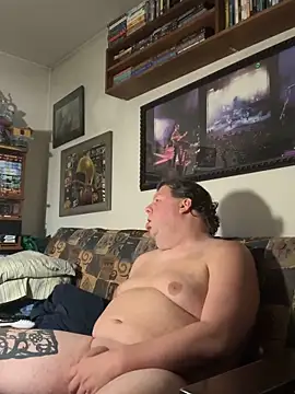 Stephanie1984 online show from 12.17.25