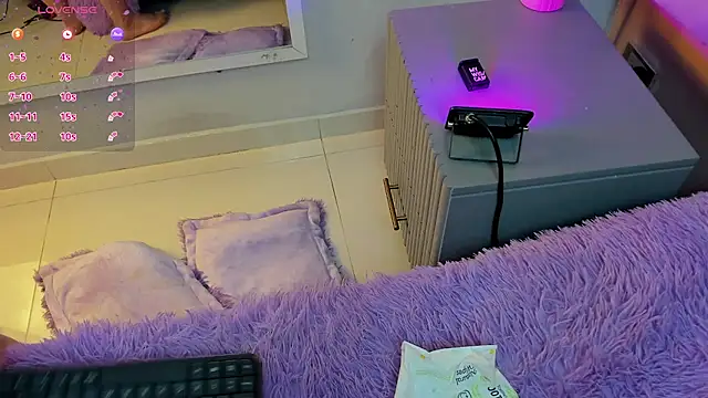 Mia Valentine  online show from 02.09.26