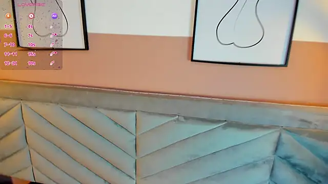 Snapshot of Mia_Valentine_ chatting on 02.13.26 Mia Valentine online show from 02.13.26