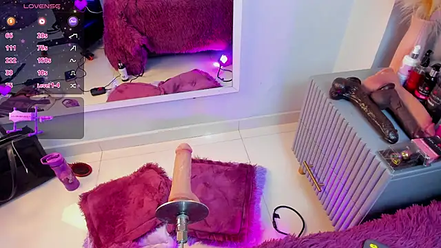 Snapshot of Mia_Valentine_ chatting on 02.26.26 Mia Valentine online show from 02.26.26