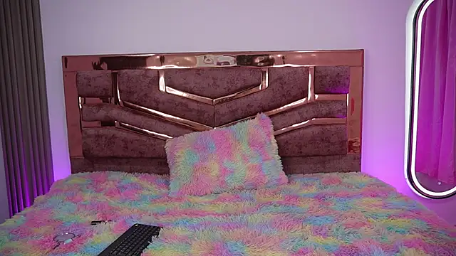 natasha vesper online show from 11.22.25