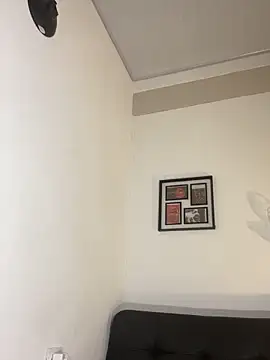 RedVelvet Dream online show from 10.17.25