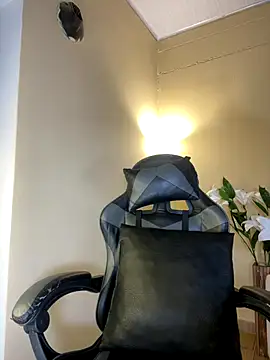 RedVelvet Dream online show from 11.28.25