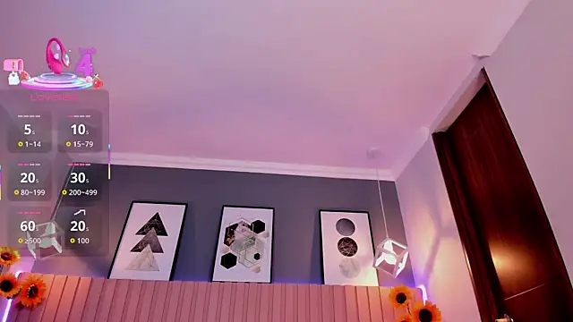 Nina Ford online show from 12.15.25