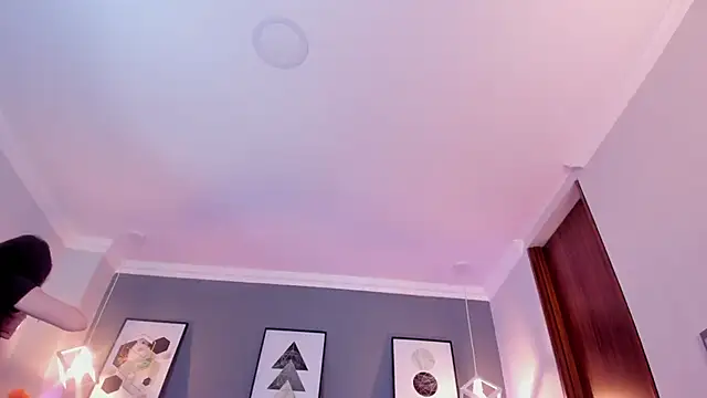Nina Ford online show from 06.20.26