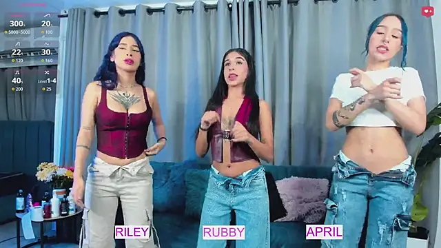 Evil Giirls online show from 05.24.26