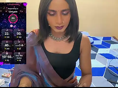 Snapshot of LuvLayla chatting on 04.26.26 LuvLayla online show from 04.26.26
