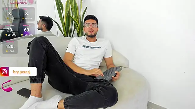 bryXonStorm online show from 09.10.25