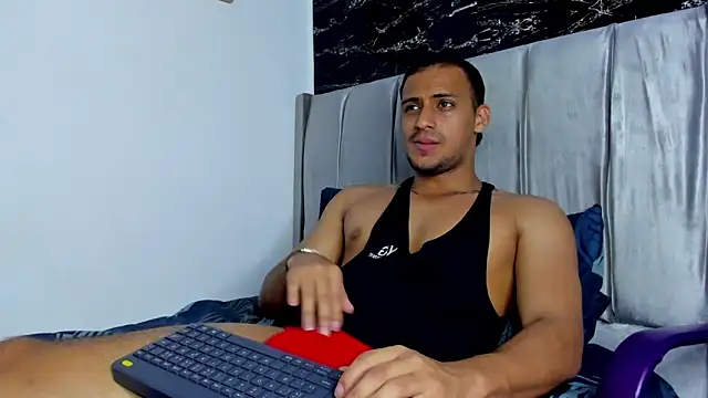 Thomas Wayne online show from 03.08.26