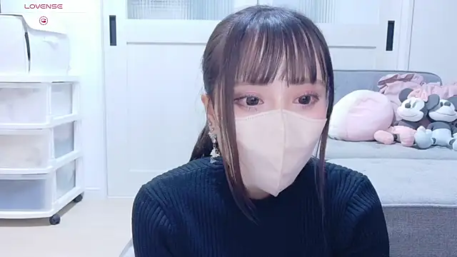 YURi luv online show from 11.09.25