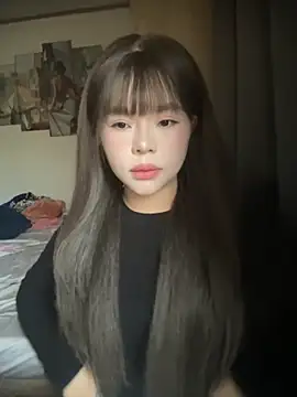 SarahBeii online show from 11.27.25