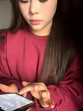 Snapshot of SarahBeii chatting on 01.07.26 SarahBeii online show from 01.07.26