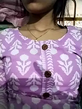 Snapshot of Hot-Jerry chatting on 10.29.25 Hot-Jerry online show from 10.29.25