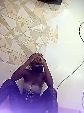 Snapshot of FeliciaZ chatting on 12.13.25 FeliciaZ online show from 12.13.25