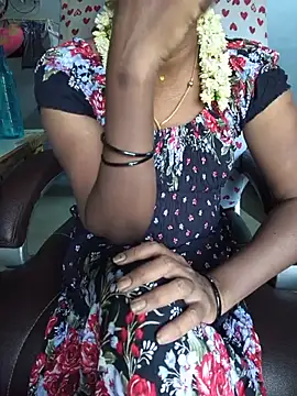 Snapshot of umashreetamil chatting on 06.10.26 umashreetamil online show from 06.10.26