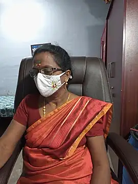 Snapshot of umashreetamil chatting on 06.23.26 umashreetamil online show from 06.23.26