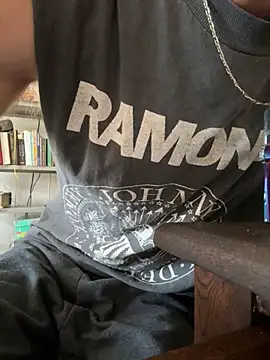 hungspundick1 online show from 11.06.25