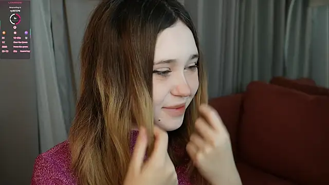 Lina Glow online show from 11.30.25