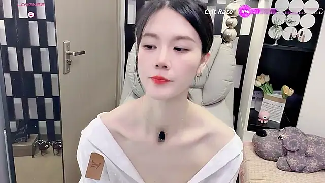Yueyue-MM online show from 06.06.26