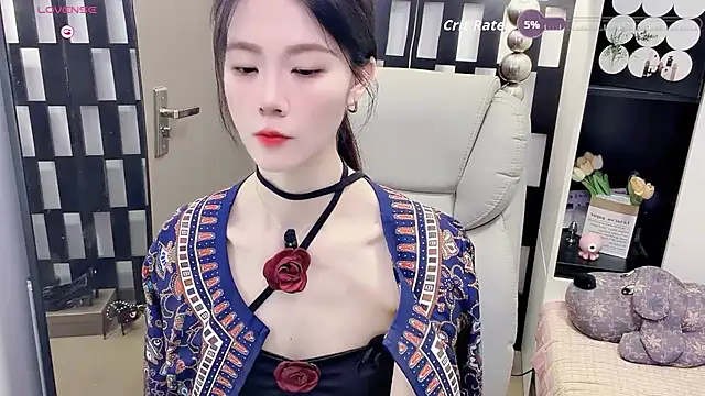 Yueyue-MM online show from 06.07.26