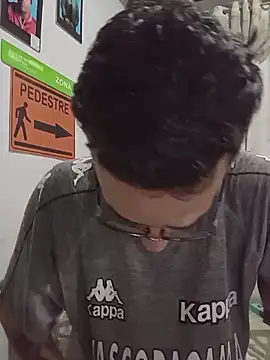 Snapshot of dinho_carioca chatting on 11.10.25 dinho carioca online show from 11.10.25