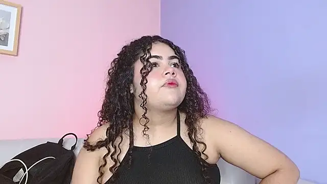 lourdes moon22 online show from 10.14.25