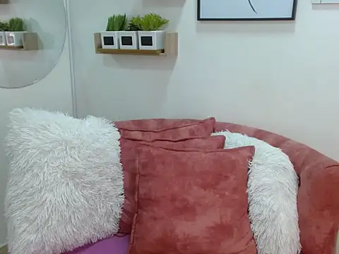 Snapshot of Aliciacute__ chatting on 10.09.25 Aliciacute   online show from 10.09.25