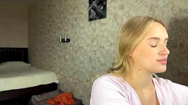 ElisabetLorney online show from 09.20.25