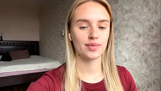 ElisabetLorney online show from 09.26.25