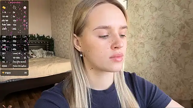 ElisabetLorney online show from 12.15.25