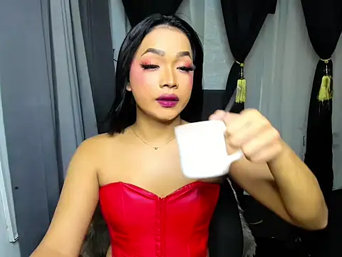 Snapshot of WenceSmith chatting on 09.21.25 WenceSmith online show from 09.21.25