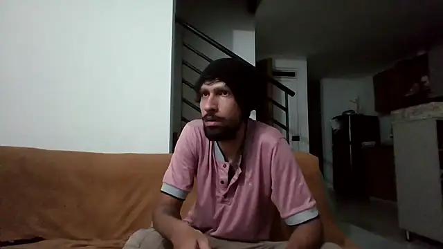 Snapshot of Alejandro92_cali chatting on 05.01.26 Alejandro92 cali online show from 05.01.26