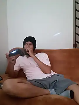 Snapshot of Alejandro92_cali chatting on 05.15.26 Alejandro92 cali online show from 05.15.26