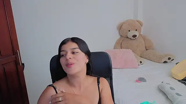 valerihouse online show from 11.25.25