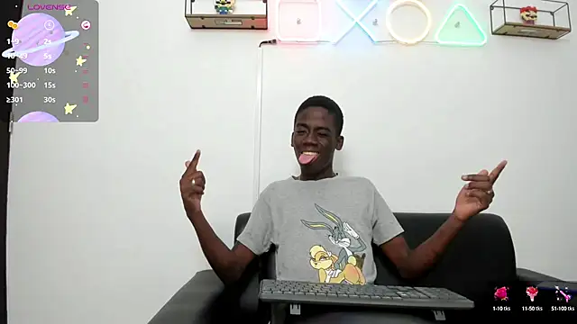 Snapshot of Alan_blacke chatting on 09.22.25 Alan blacke online show from 09.22.25