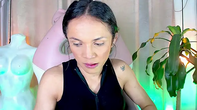 Cristal Gem1 online show from 04.23.26