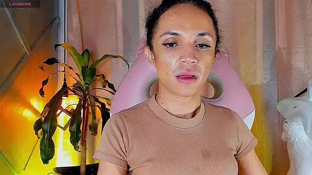 Cristal Gem1 online show from 06.10.26