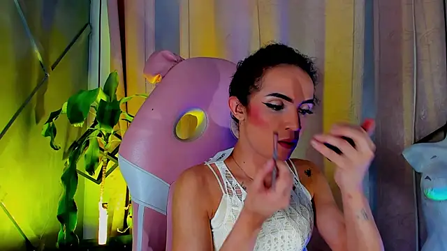 Snapshot of Cristal_Gem1 chatting on 07.06.26 Cristal Gem1 online show from 07.06.26