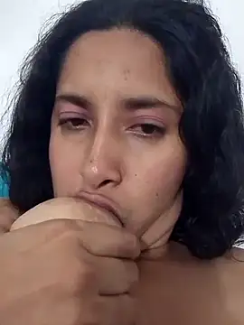 anitotori online show from 09.30.25