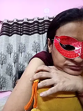 Snapshot of Gullapi chatting on 12.01.25 Gullapi online show from 12.01.25