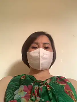 Snapshot of Hello_Linchii chatting on 09.15.25 Hello Linchii online show from 09.15.25