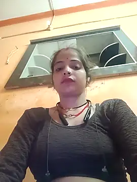 Snapshot of Miss_143 chatting on 09.23.25 Miss 143 online show from 09.23.25