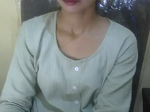 Snapshot of Rahat_S chatting on 10.21.25 Rahat S online show from 10.21.25