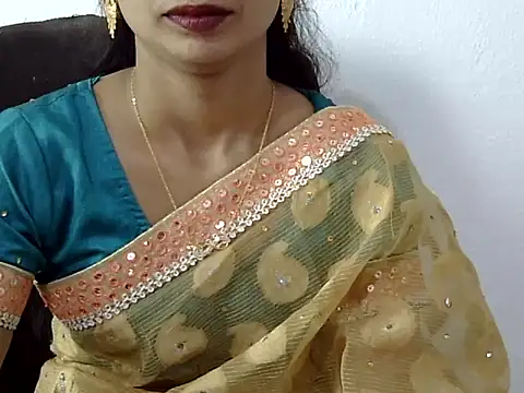 Snapshot of Rahat_S chatting on 10.22.25 Rahat S online show from 10.22.25