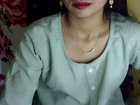 Snapshot of Rahat_S chatting on 10.25.25 Rahat S online show from 10.25.25