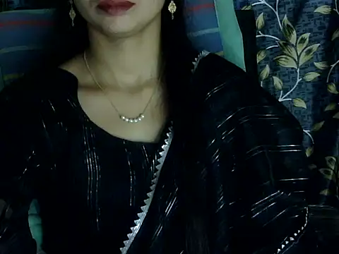 Snapshot of Rahat_S chatting on 10.29.25 Rahat S online show from 10.29.25