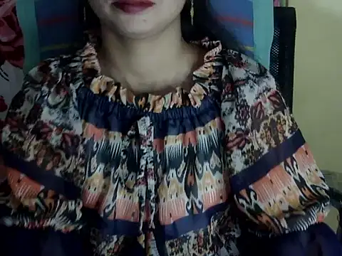 Snapshot of Rahat_S chatting on 11.17.25 Rahat S online show from 11.17.25